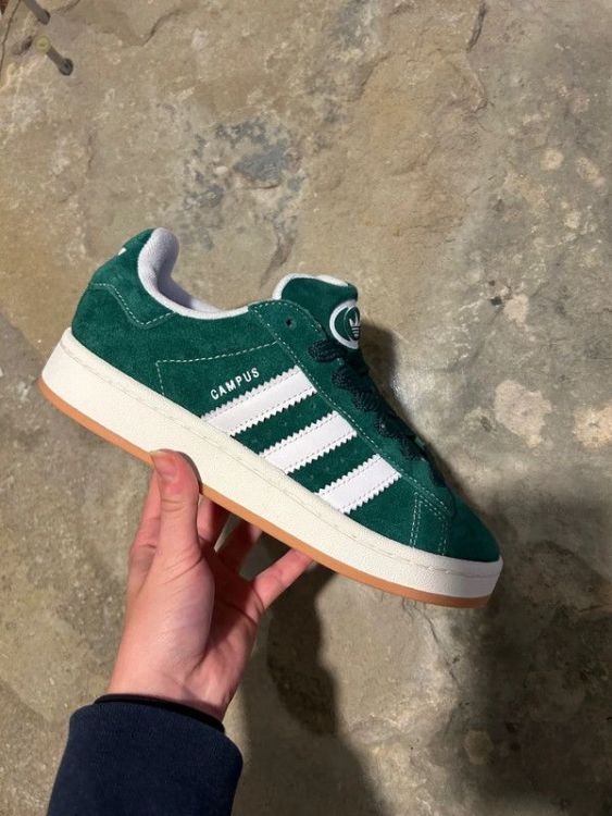 Adidas exclu  Offline Only Veter Groen unisex (CAMPUS 00s - H03472 DrkGrn/FtwWht/OWhite) - Mayday (Aalst)
