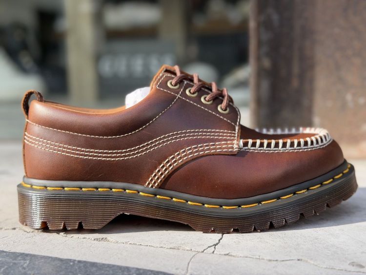 Dr. Martens Veter Bruin heren (DR MARTENS LOWELL - 31817243 Butterscotch Orleans ) - Mayday (Aalst)