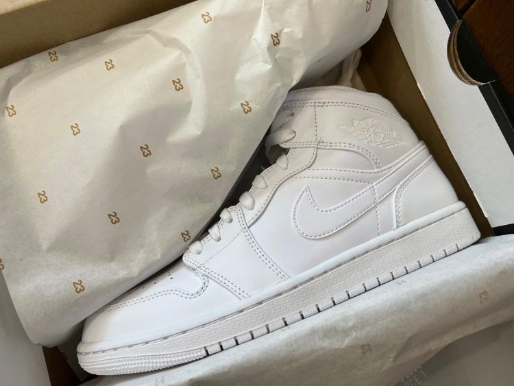 Nike exclu OFFLINE ONLY Mid Wit heren (AIR JORDAN 1 MID - 554724 136 White/White-White) - Mayday (Aalst)