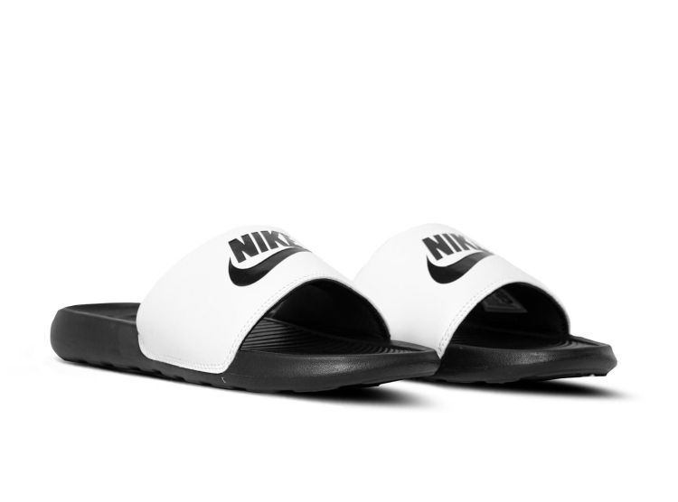 Nike Slipper Wit heren (VICTORI ONE SLIDE  - CN9675 005 Black/Black-White) - Mayday (Aalst)