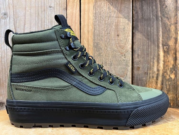 Vans Off The Wall Mid Groen heren (Mte Sk8-Hi Waterproof Ins - VN000DAQ2031 Green/Black) - Mayday (Aalst)